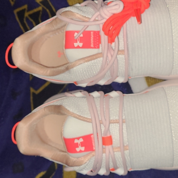 New Under Armour Charged Breathe Lace sizes 6.5 and 7.5 - Picture 5 of 13